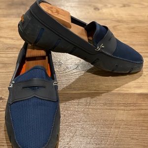 Zelli Swims for Men in Navy